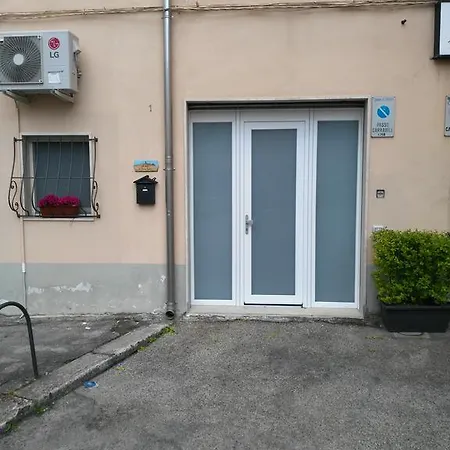 Casa Vacanze Nonno Nanni Semesterbostad *